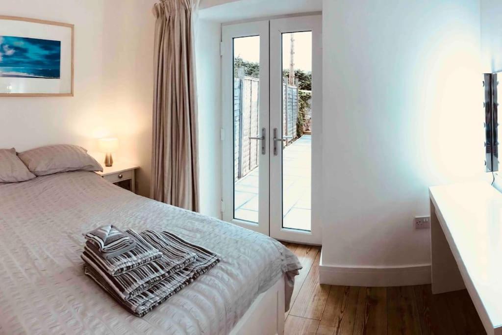 Unique Cornish Cottage Conversion Central Location เรดรูธ ภายนอก รูปภาพ